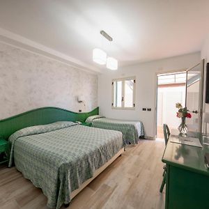 Triple Room Balcony